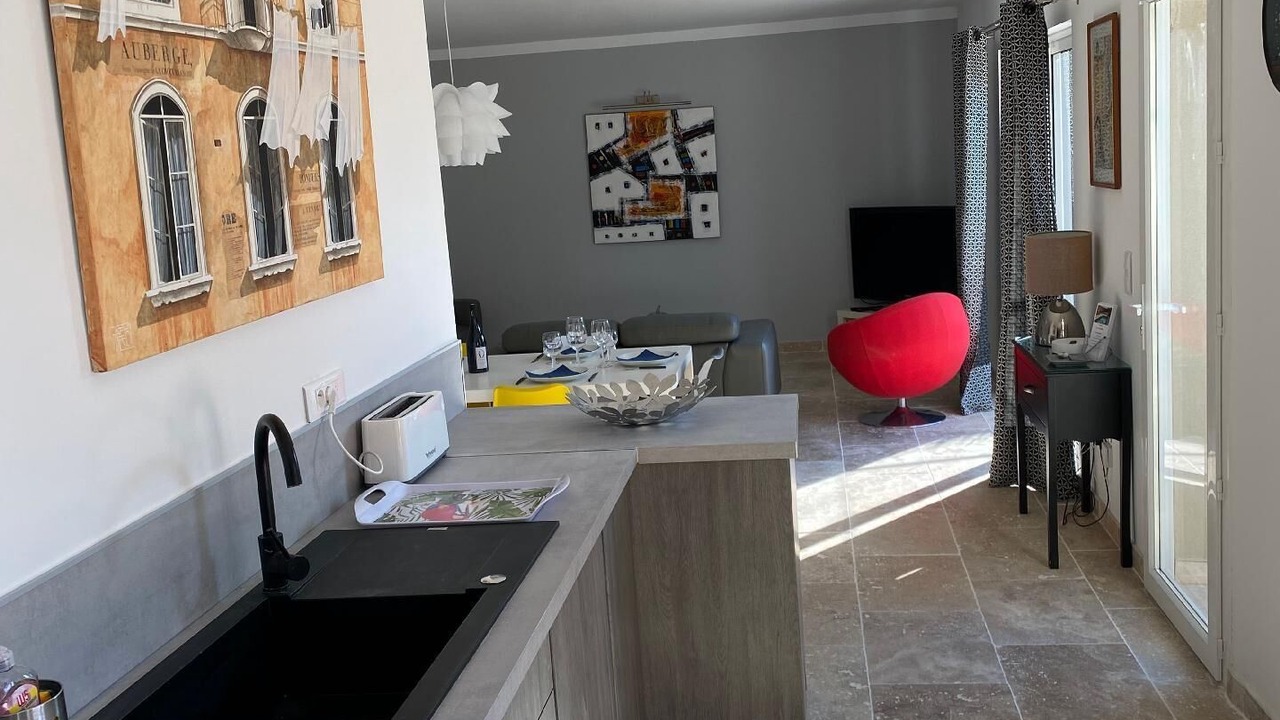 Photo of Kitchen in Tavel