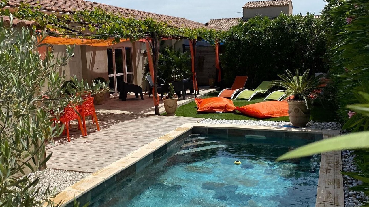 Photo of Outdoor in Tavel