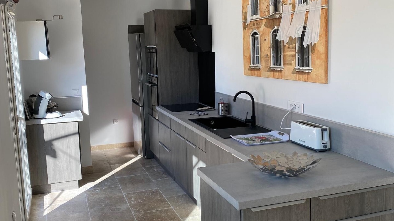 Photo of Kitchen in Tavel