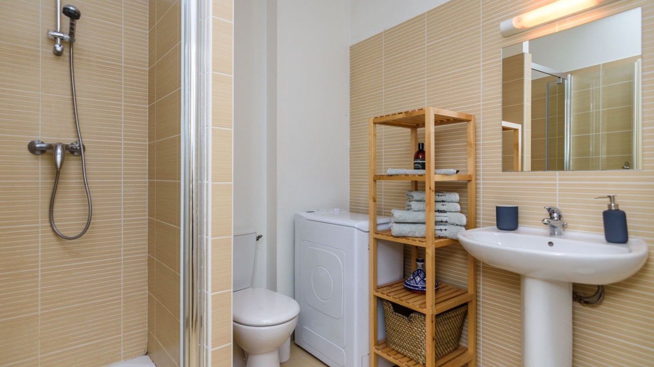 Photo of Bathroom in Chalon-sur-Saone