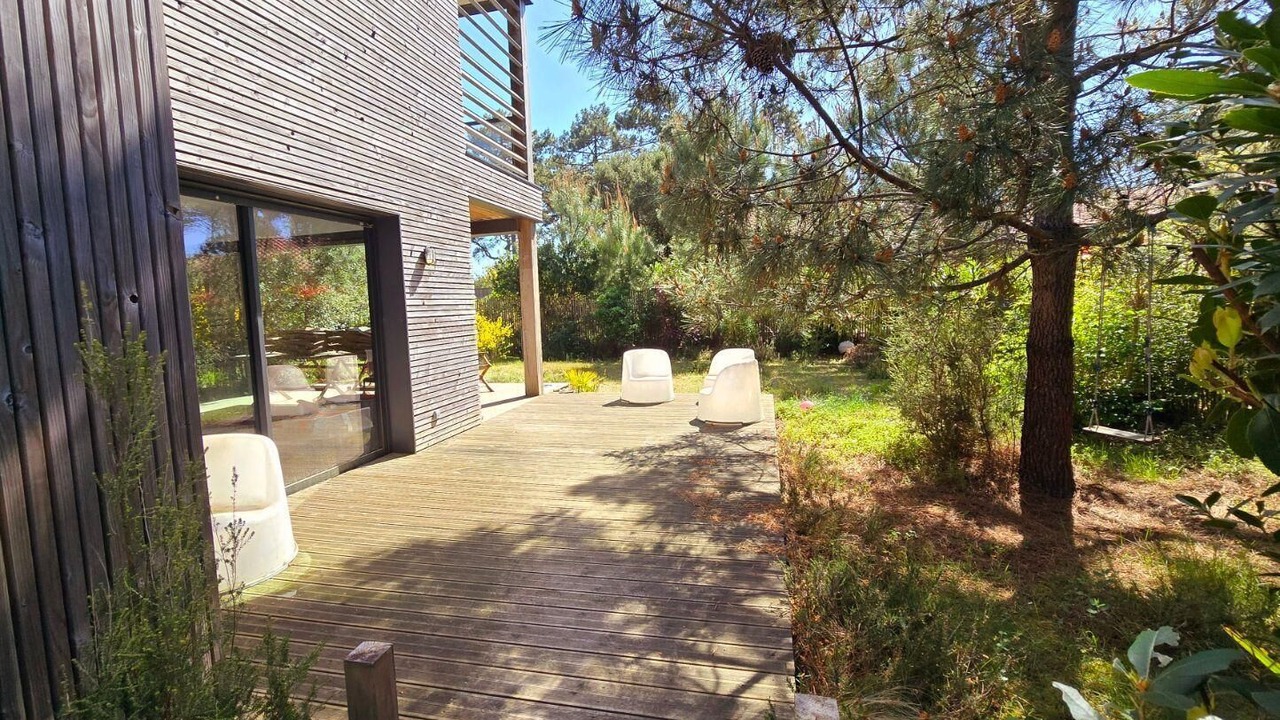 Photo of Patio Balcony in Lit-et-Mixe