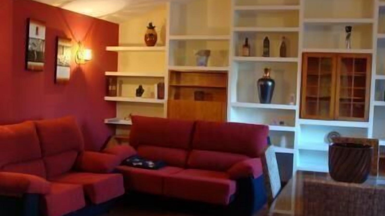 Photo of Livingroom in Alcover
