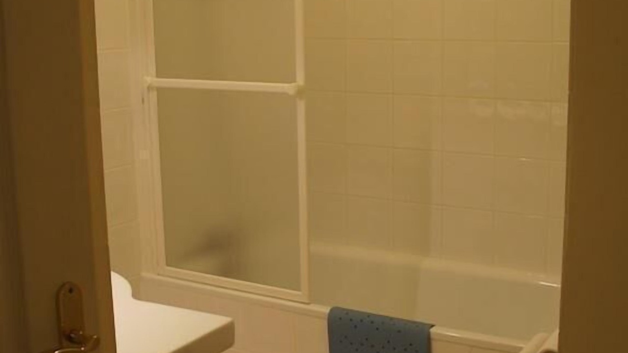 Photo of Bathroom in Thouarsais-Bouildroux