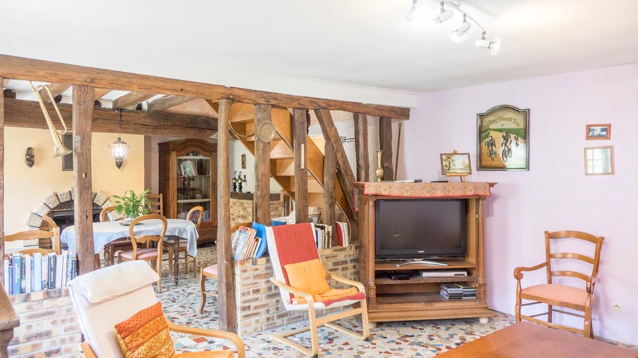 Photo of Others in Noyers