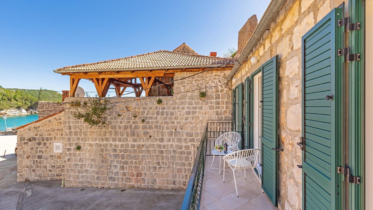 Photo of Patio Balcony in Brsecine