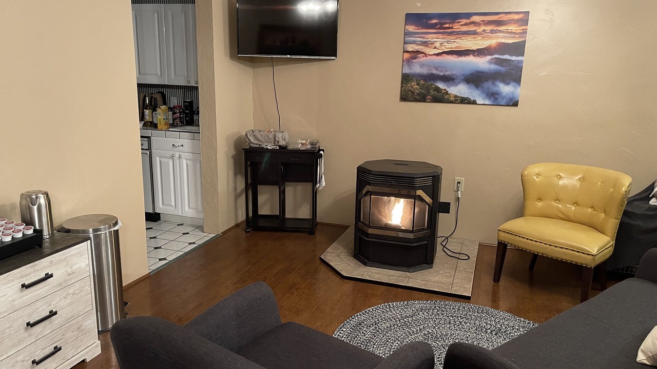 Photo of Bedroom in Custer