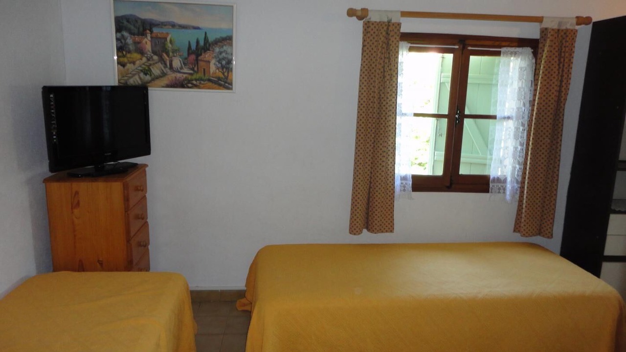 Photo of Bedroom in La Garde-Freinet