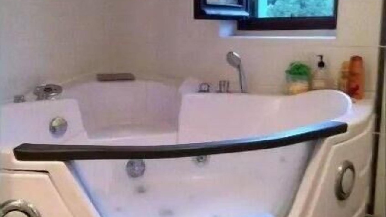 Photo of Bathroom in Saint-Laurent-le-Minier