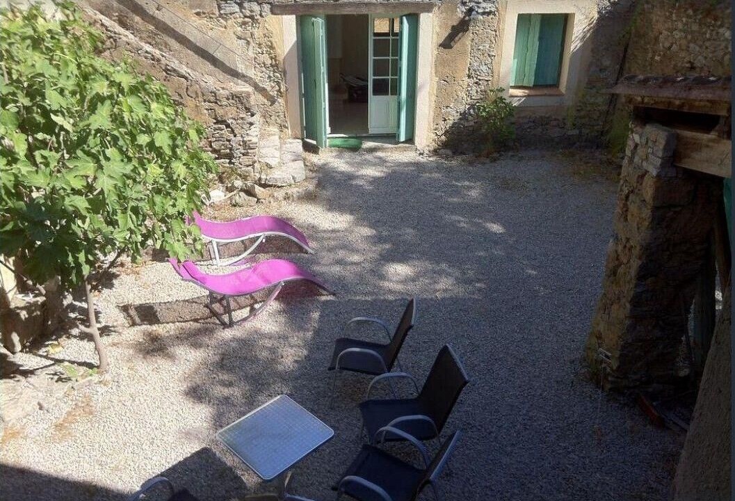 Photo of Patio Balcony in Saint-Laurent-le-Minier