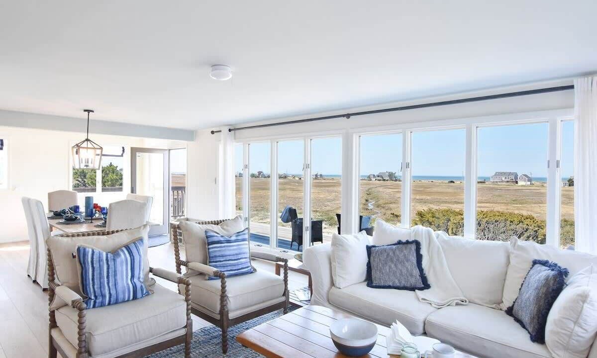 Photo of Livingroom in North Eastham