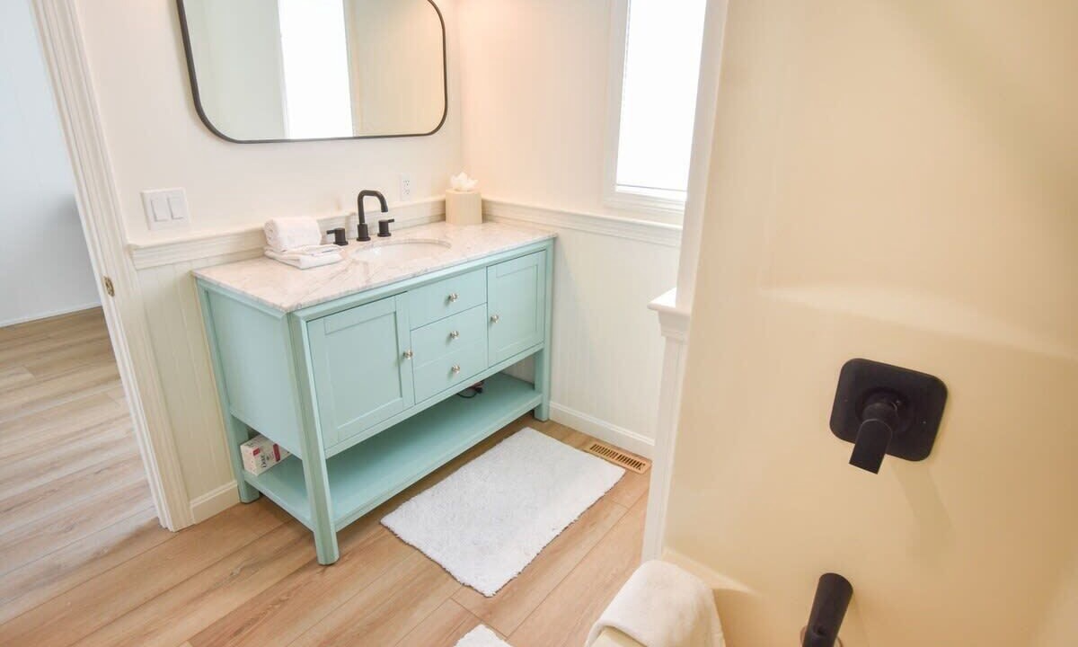 Photo of Bathroom in North Eastham