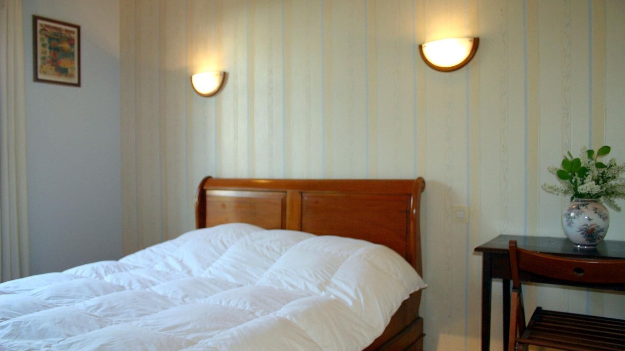 Photo of Bedroom in Saint-Josse