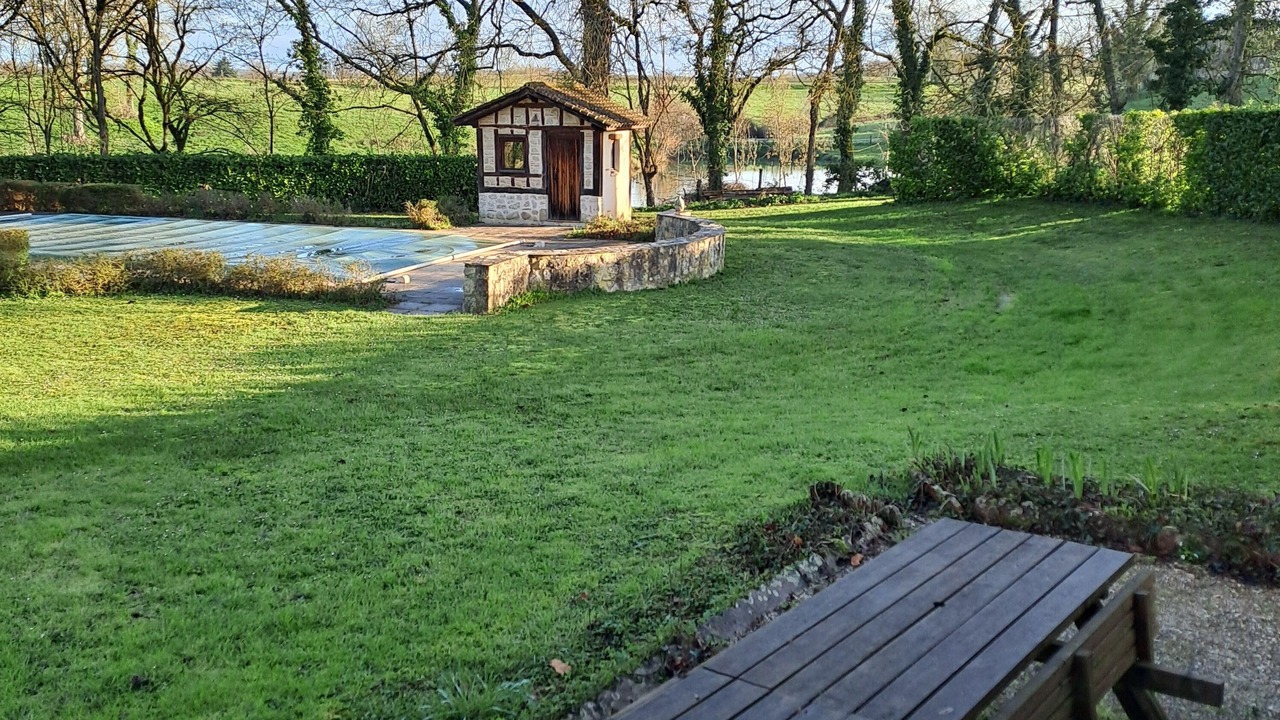 Photo of Outdoor in Montignac-de-Lauzun