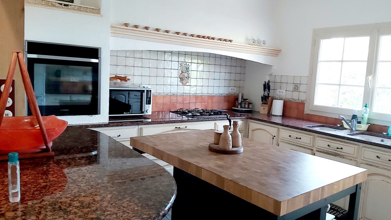 Photo of Kitchen in Saint-Avit-de-Soulege