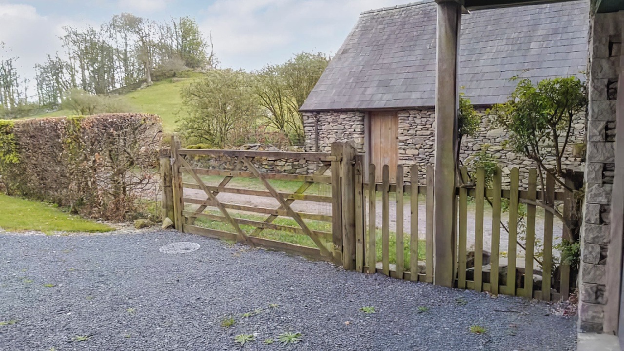 Photo of Outdoor in Staveley