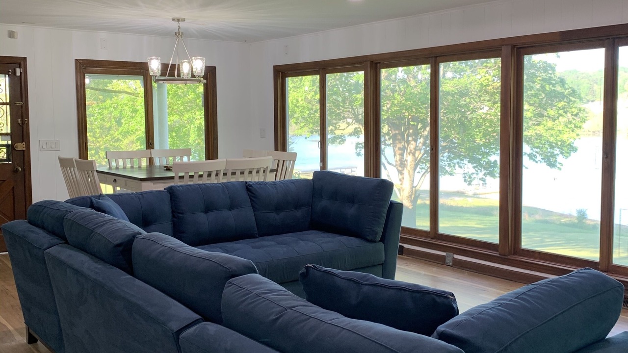 Photo of Livingroom in Jefferson City