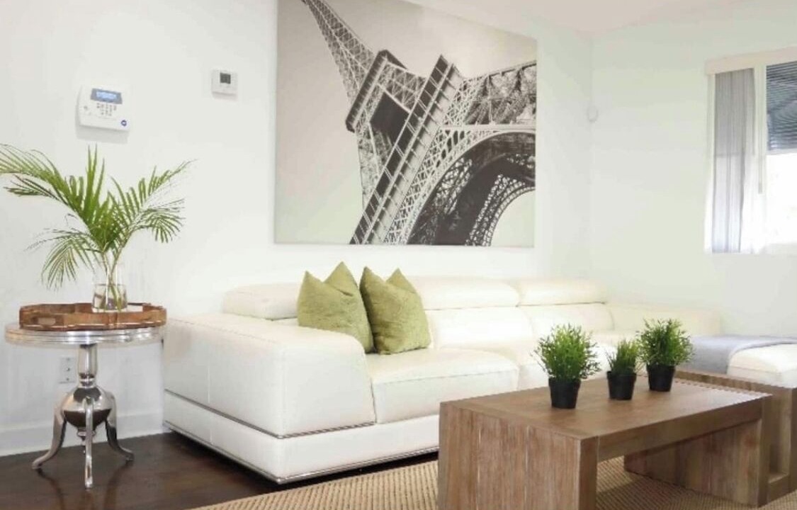 Photo of Livingroom in Pinewood Park