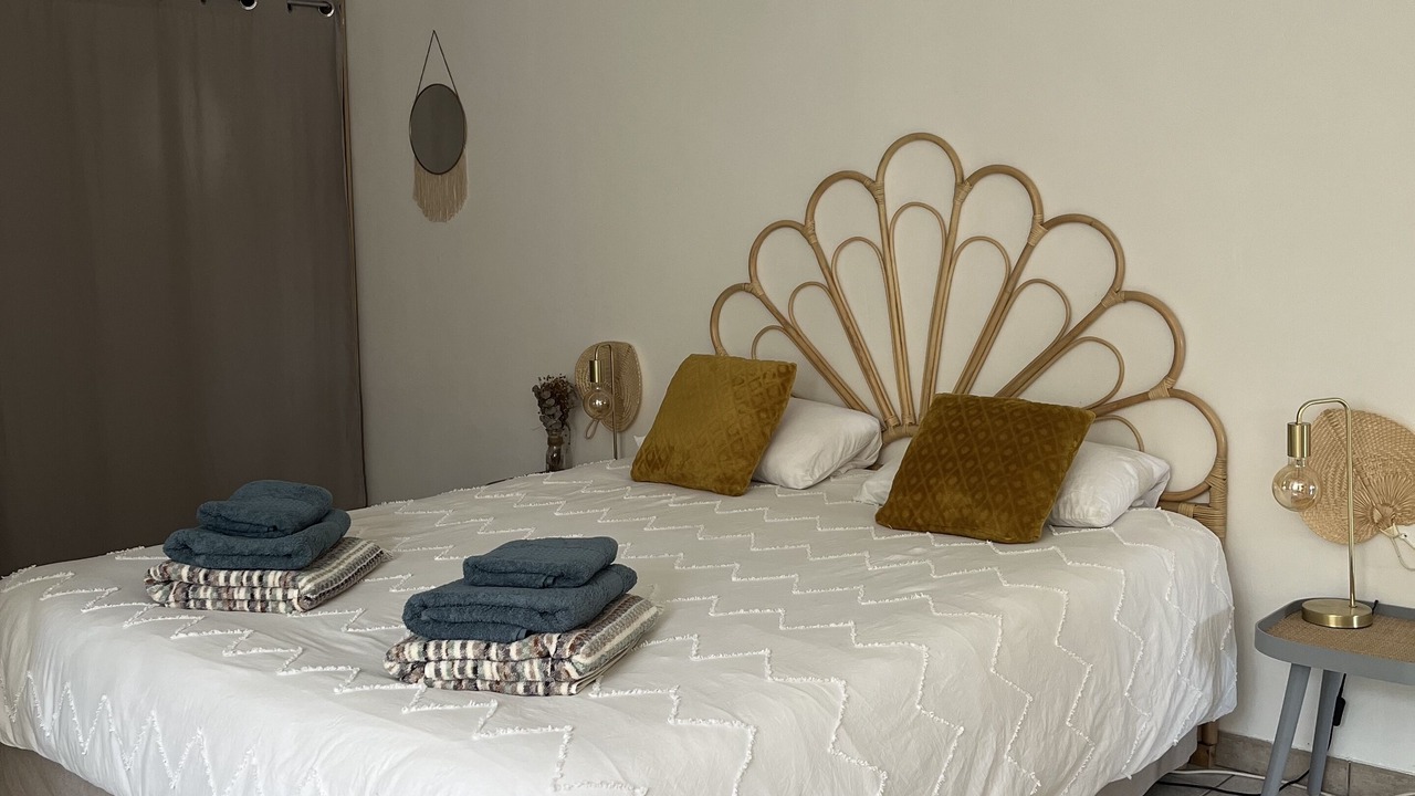 Photo of Bedroom in Cabries