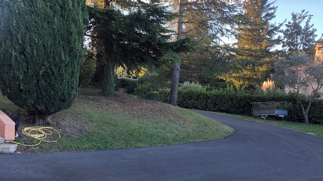 Photo of Outdoor in Cabries