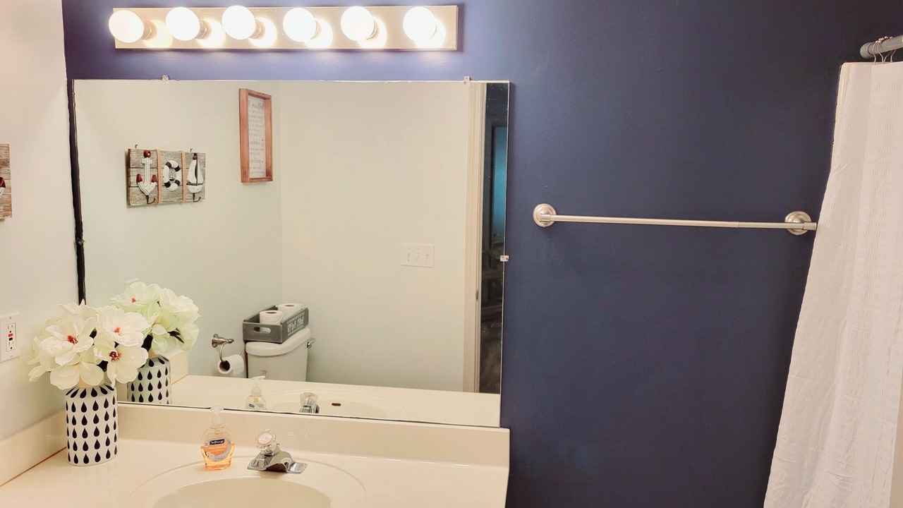 Photo of Bathroom in Byrdstown