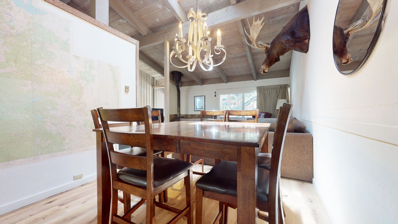 Photo of Bedroom in Mammoth Lakes
