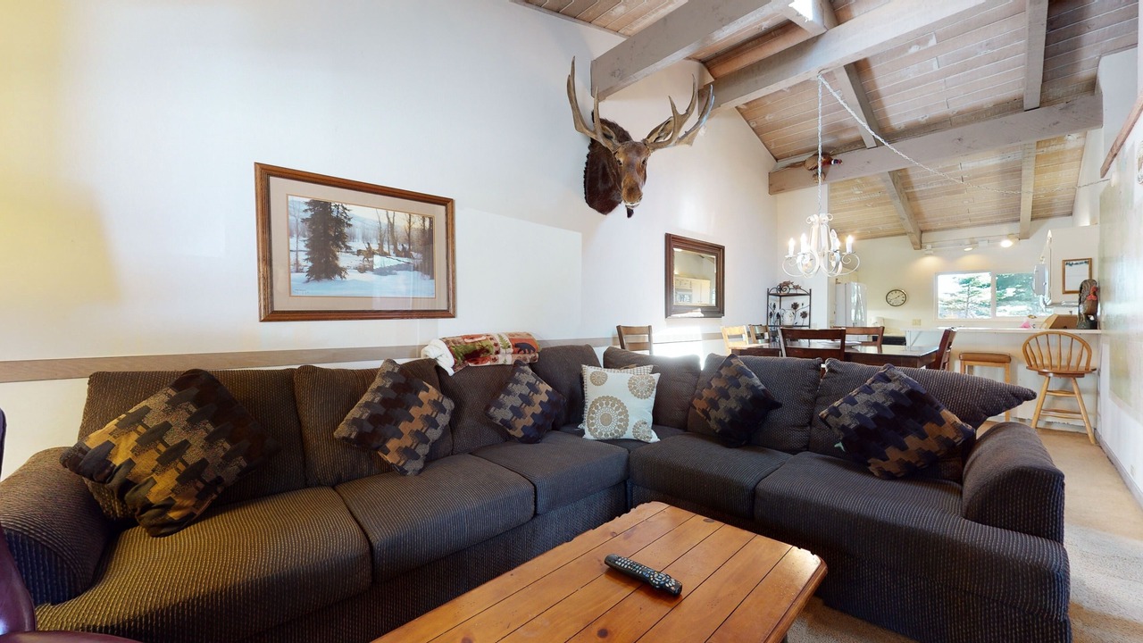 Photo of Bedroom in Mammoth Lakes
