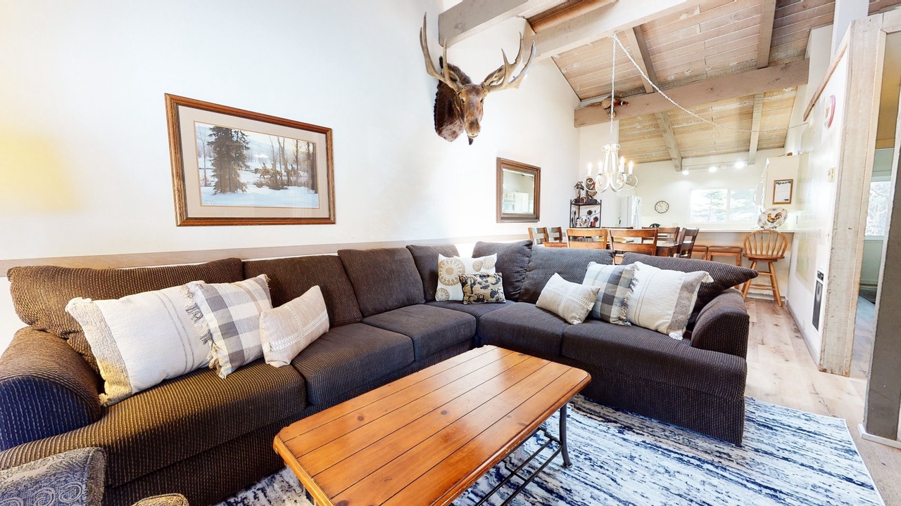 Photo of Bedroom in Mammoth Lakes