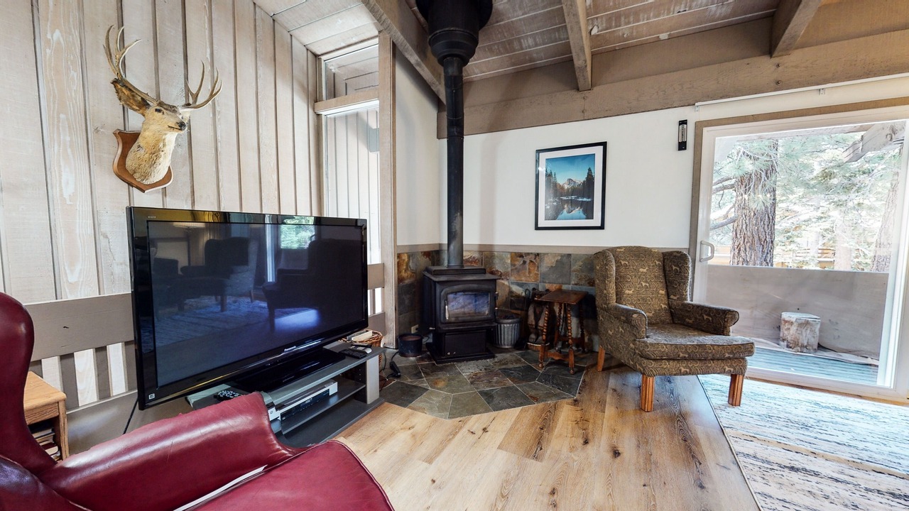 Photo of Bedroom in Mammoth Lakes
