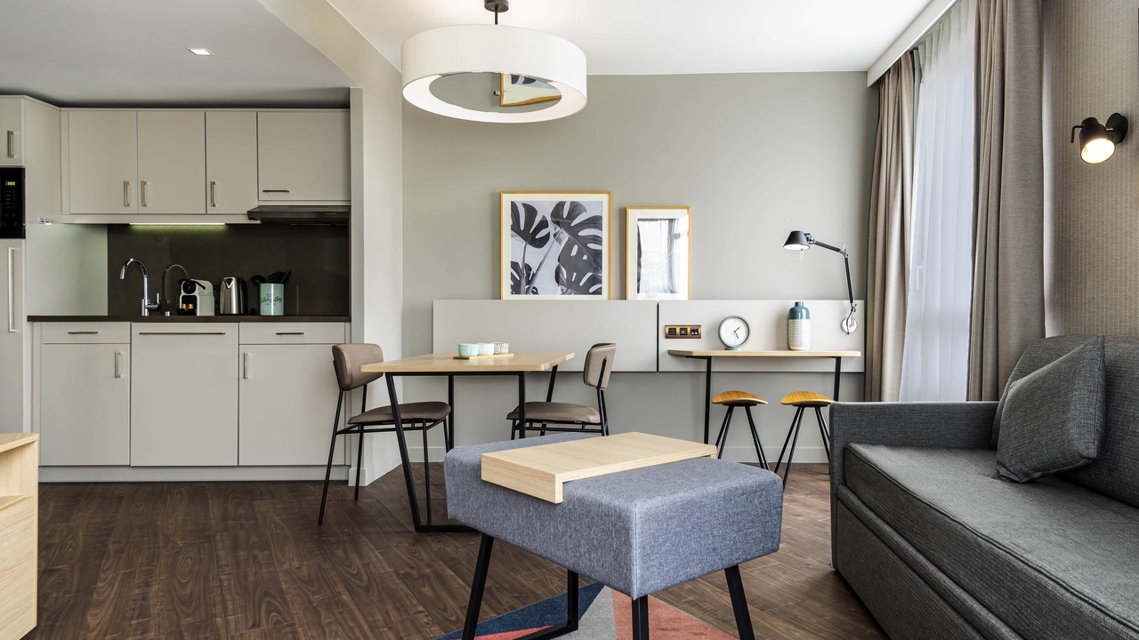 Photo of Bedroom in Suresnes