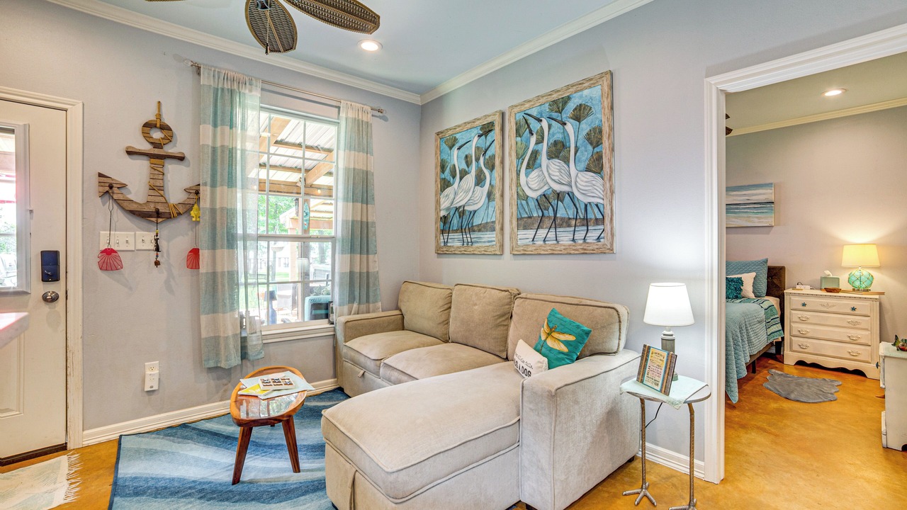 Photo of Livingroom in Cherokee County