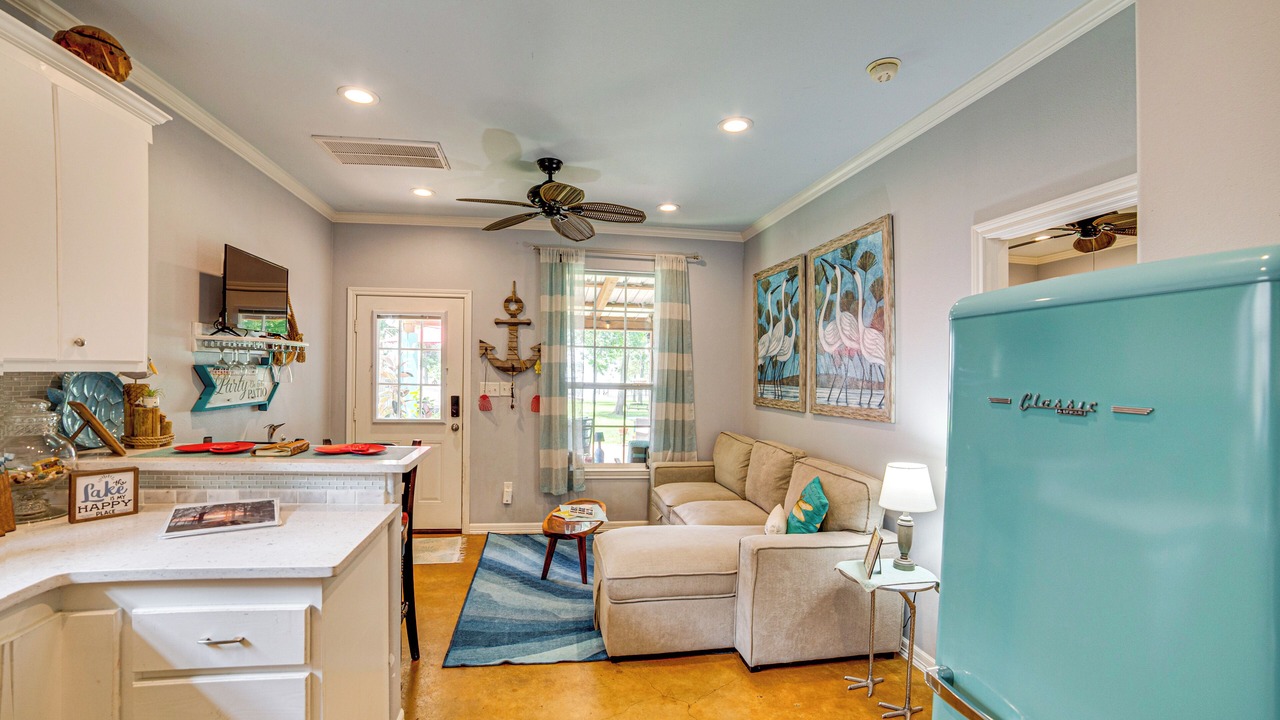 Photo of Livingroom in Cherokee County