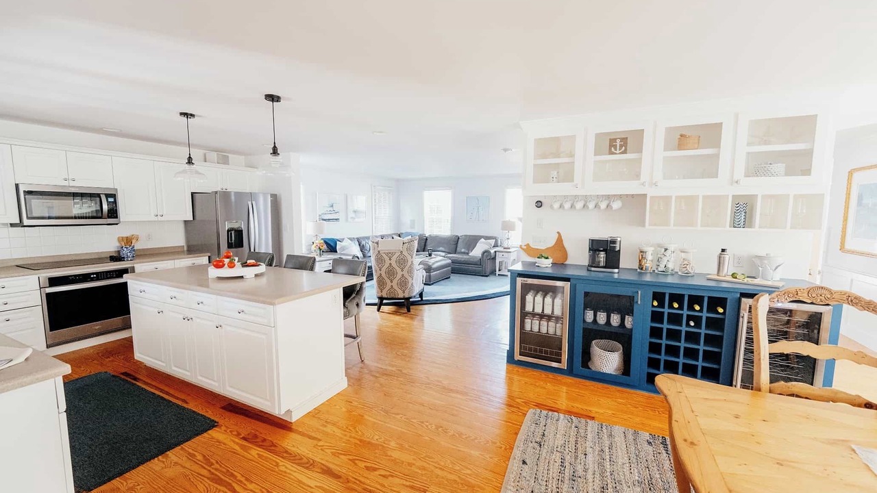 Photo of Others in Naushop