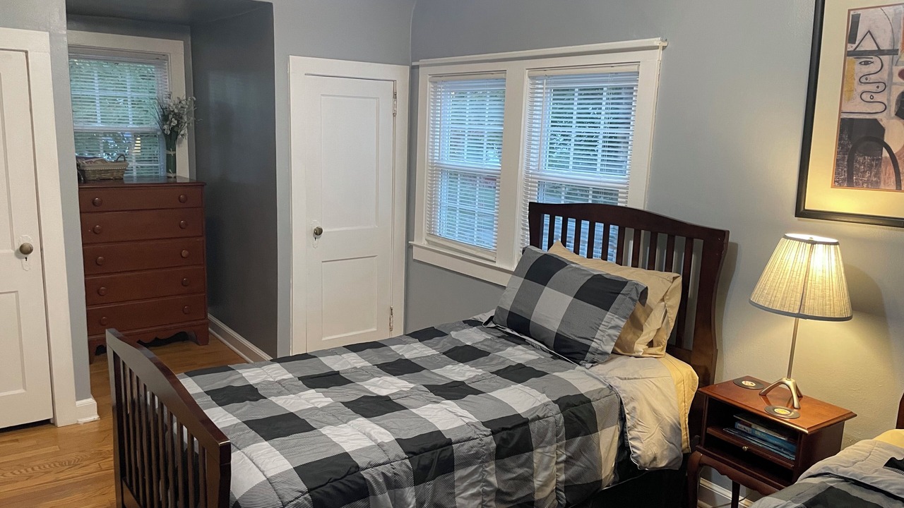 Photo of Bedroom in Kingsport