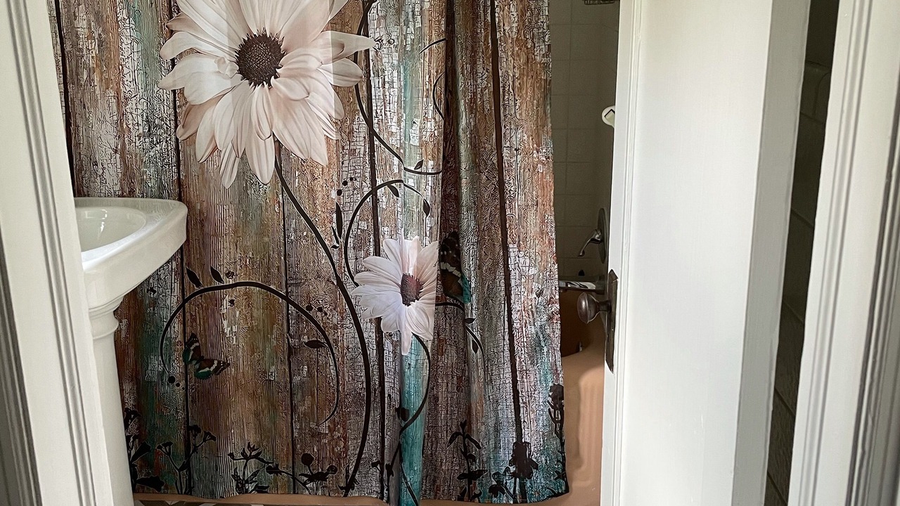 Photo of Bathroom in Kingsport