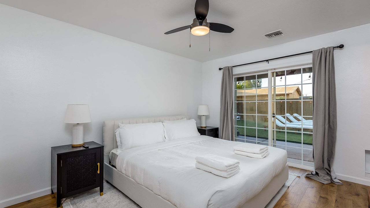 Photo of Bedroom in Scottsdale Estates Nine