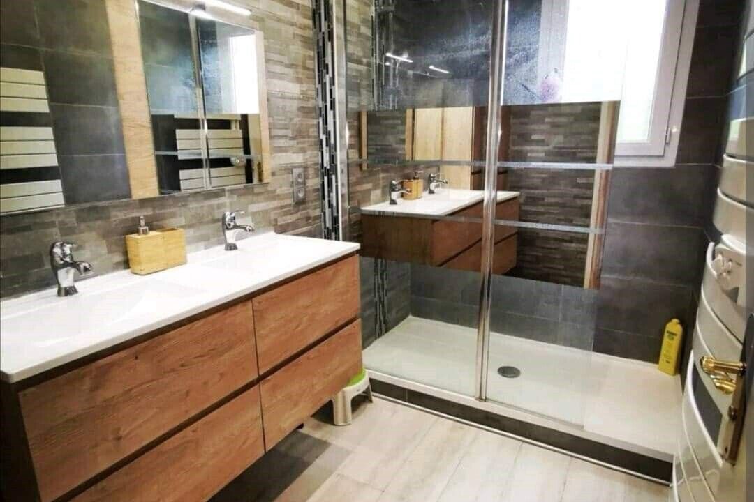 Photo of Bathroom in Saint-Aubin-de-Lanquais