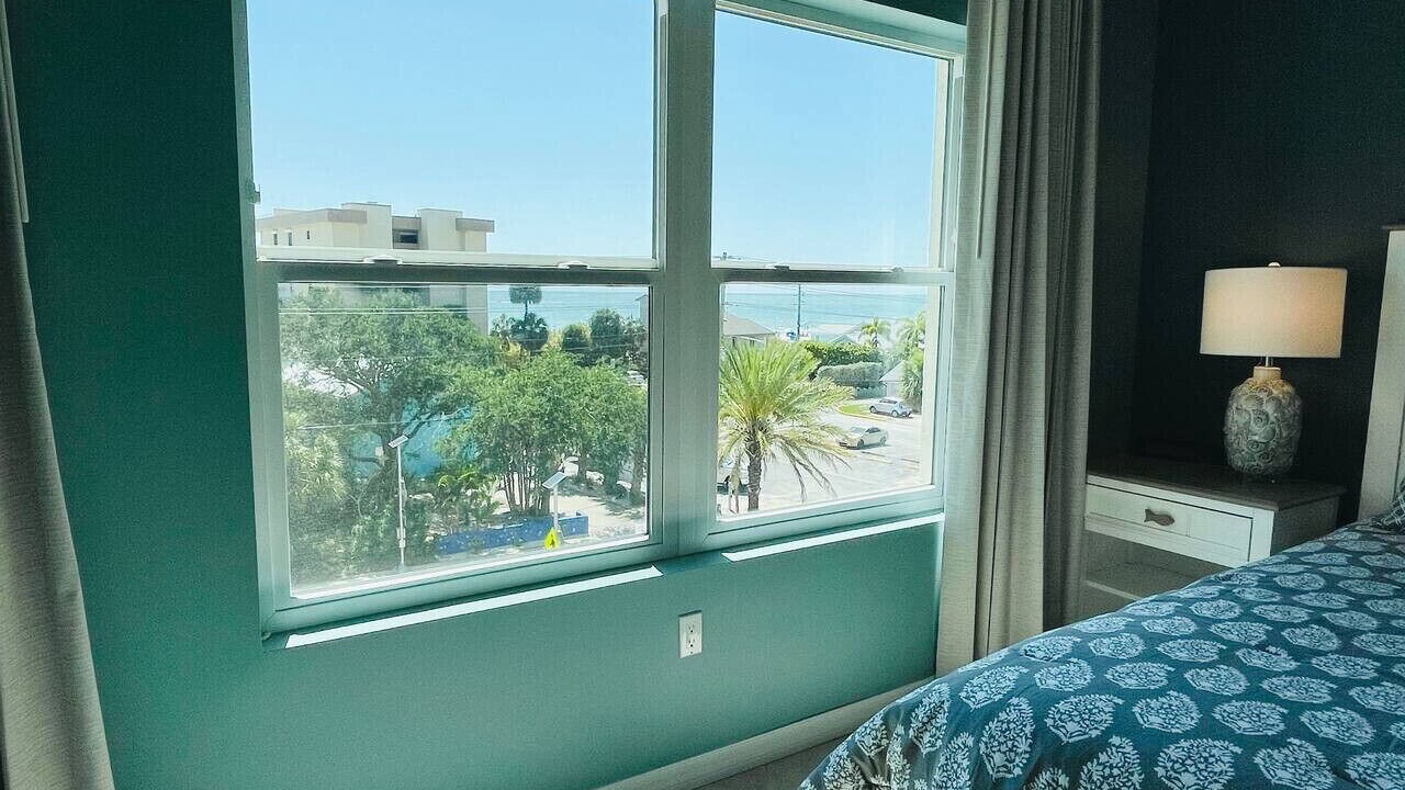 Photo of Bedroom in Madeira Beach