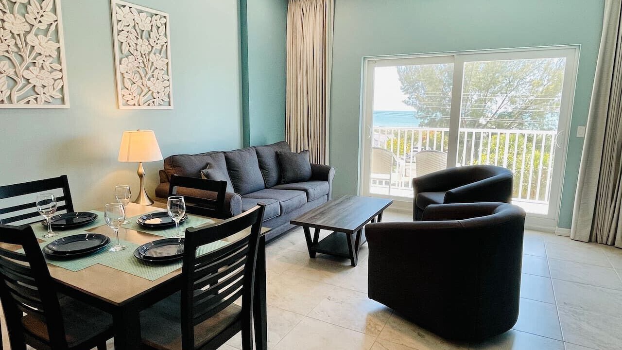 Photo of Livingroom in Madeira Beach