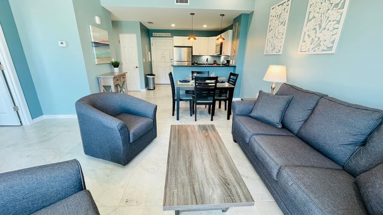 Photo of Livingroom in Madeira Beach