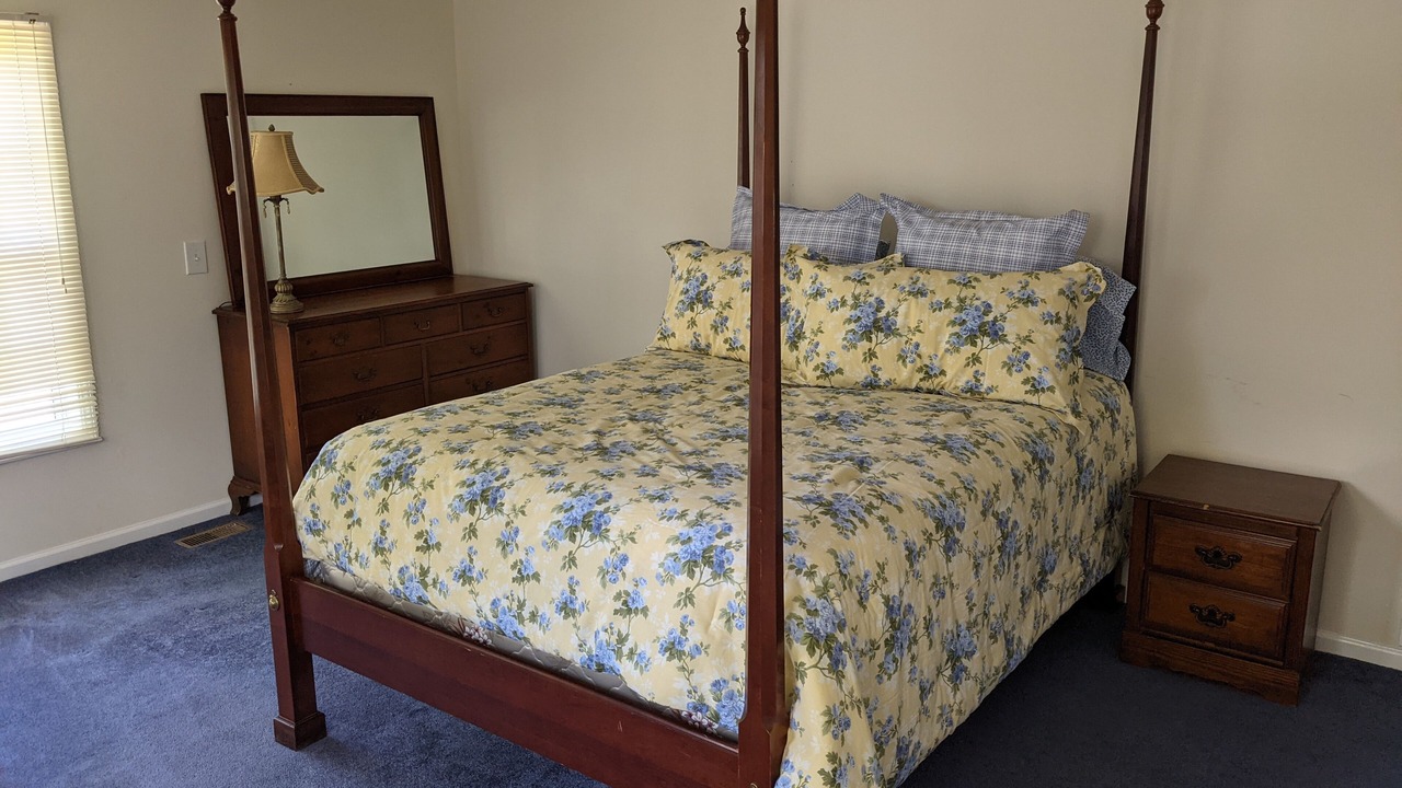 Photo of Bedroom in Manning