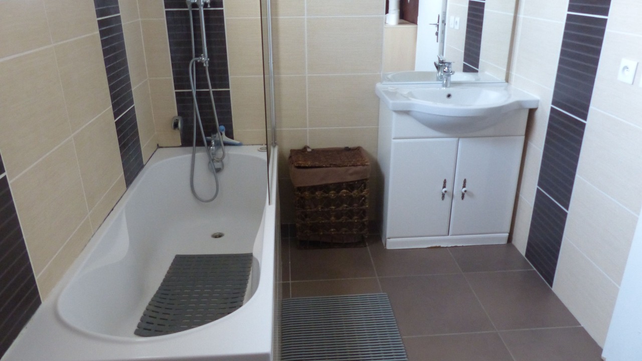 Photo of Bathroom in Saint-Andre-de-Sangonis
