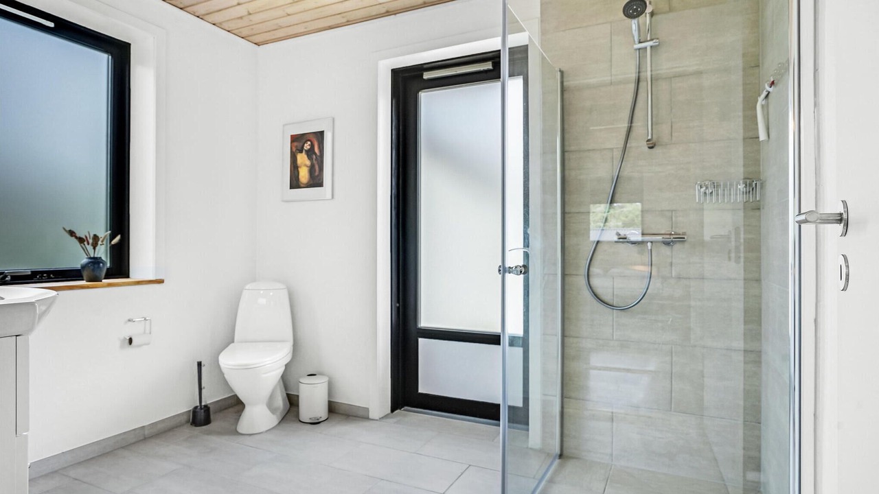 Photo of Bathroom in Lyngsbæk Strand