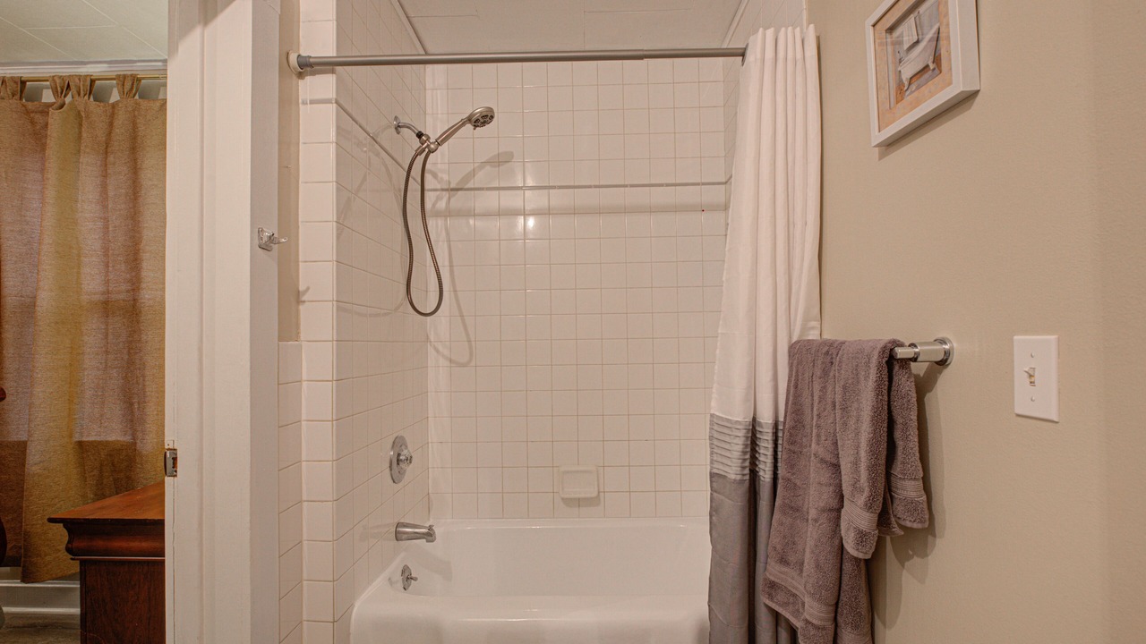 Photo of Bathroom in Pleasant Valley