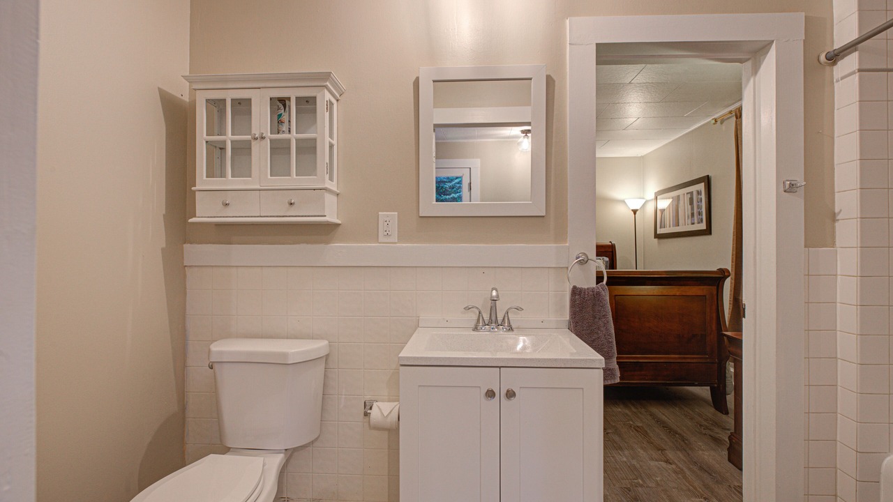 Photo of Bathroom in Pleasant Valley