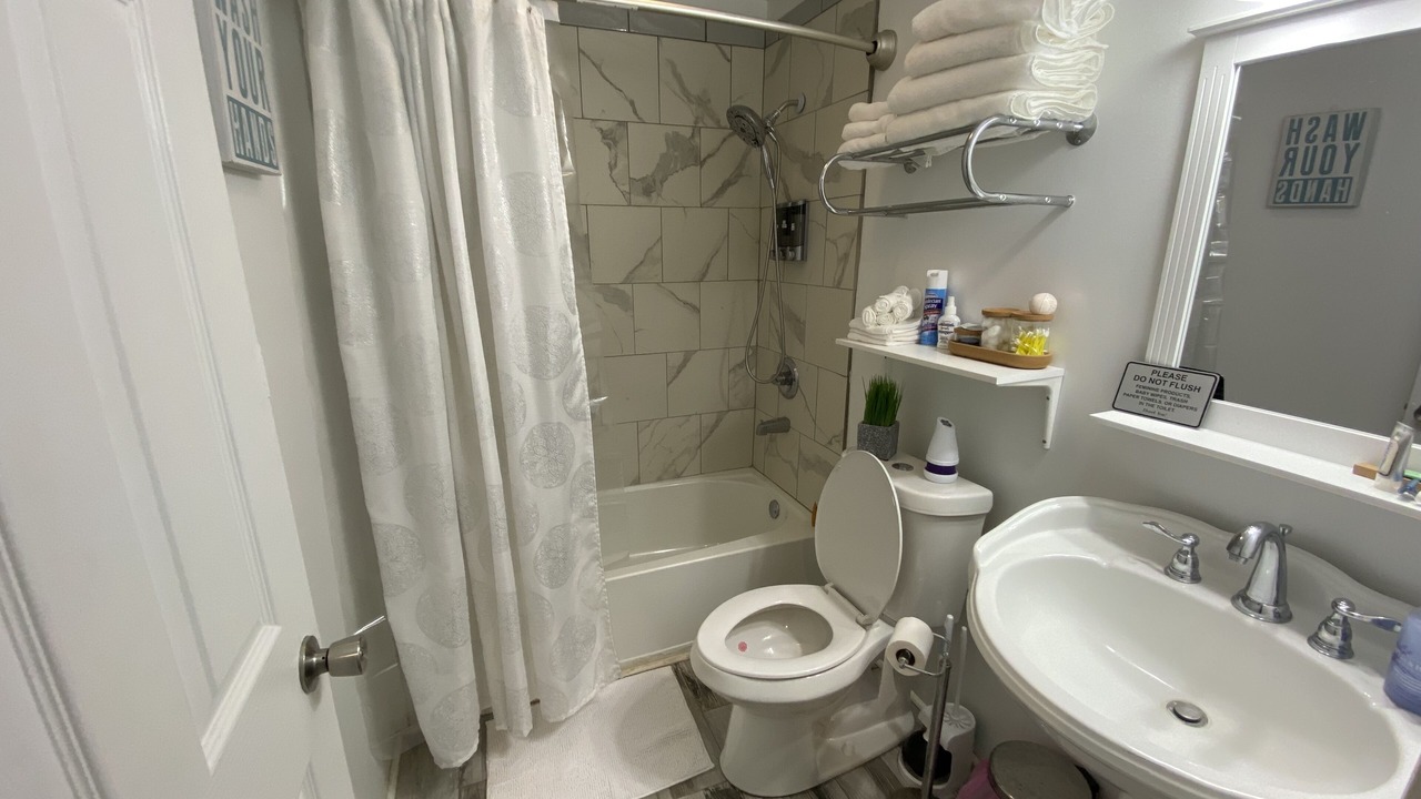 Photo of Bathroom in Carencro