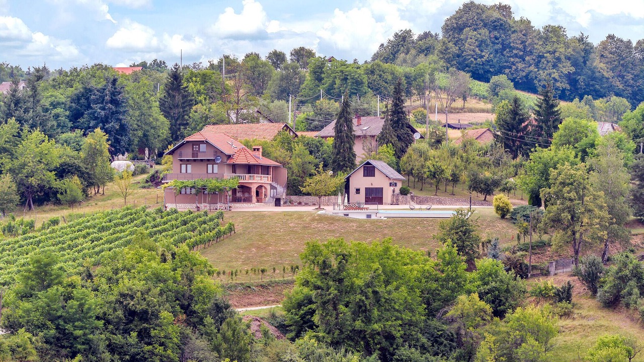 Photo of Others in Krasic