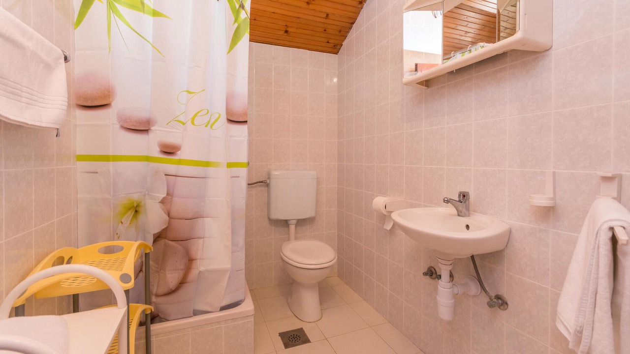 Photo of Bathroom in Sukosan