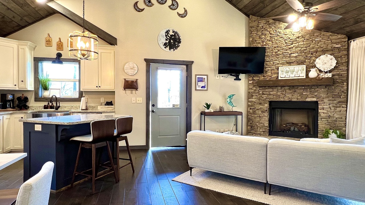 Photo of Livingroom in Murphy