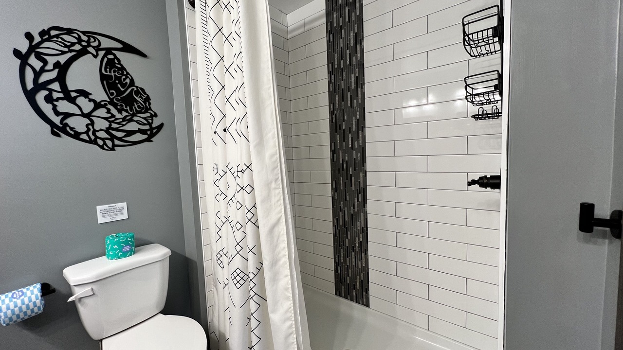 Photo of Bathroom in Murphy