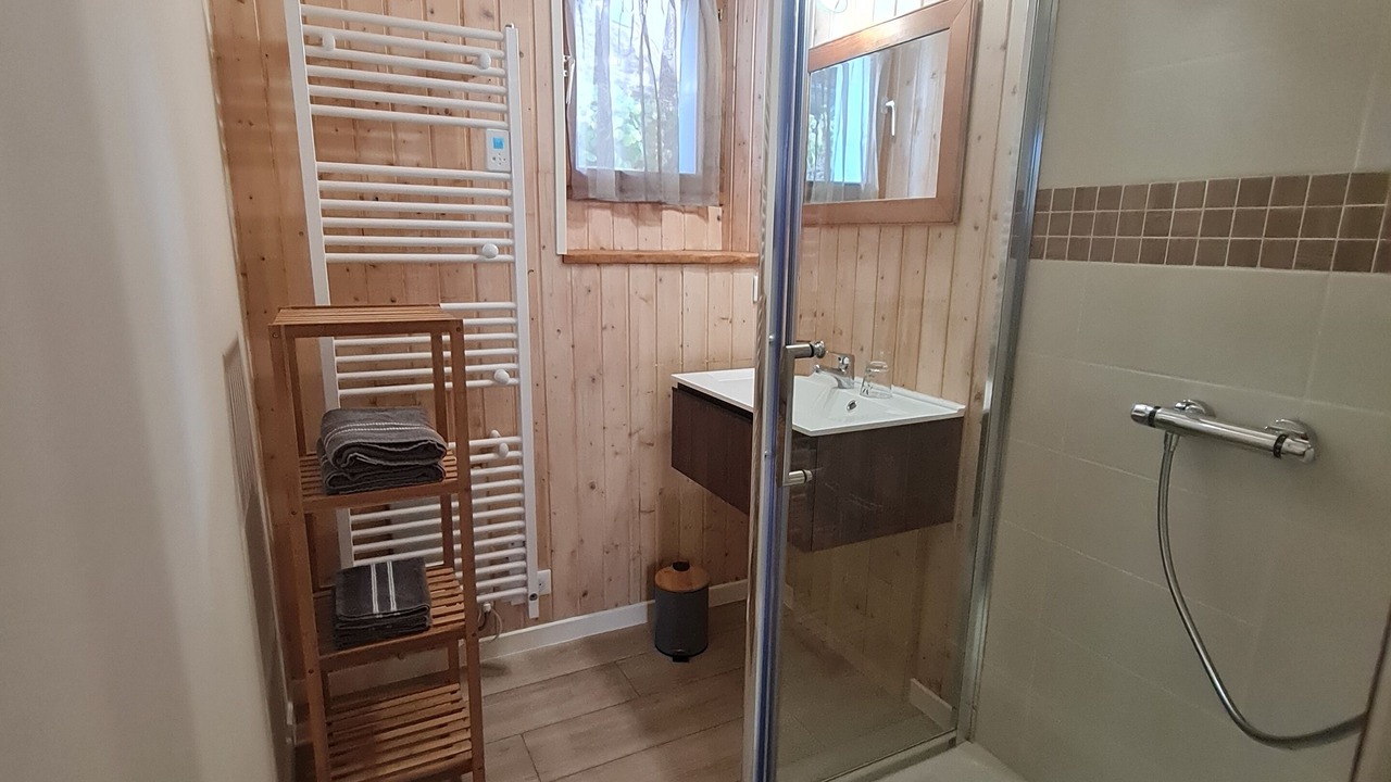Photo of Bathroom in Le Noyer